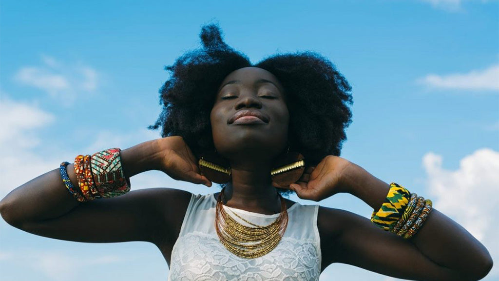Natural Hair Care 101: Choosing The Right Oil For Your Hair Type