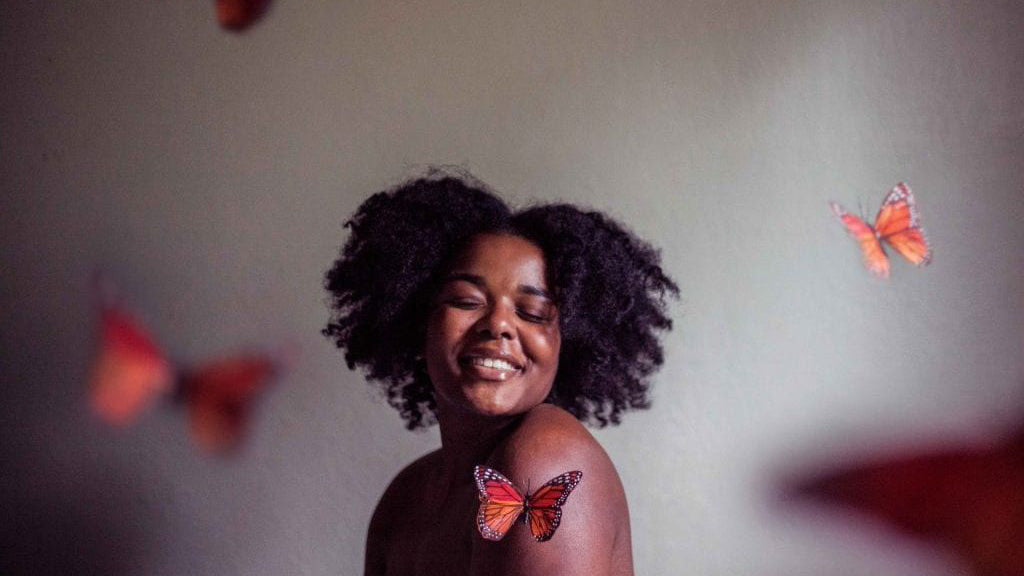 The Amazing Benefits of Using Tea Tree Oil on Natural Hair
